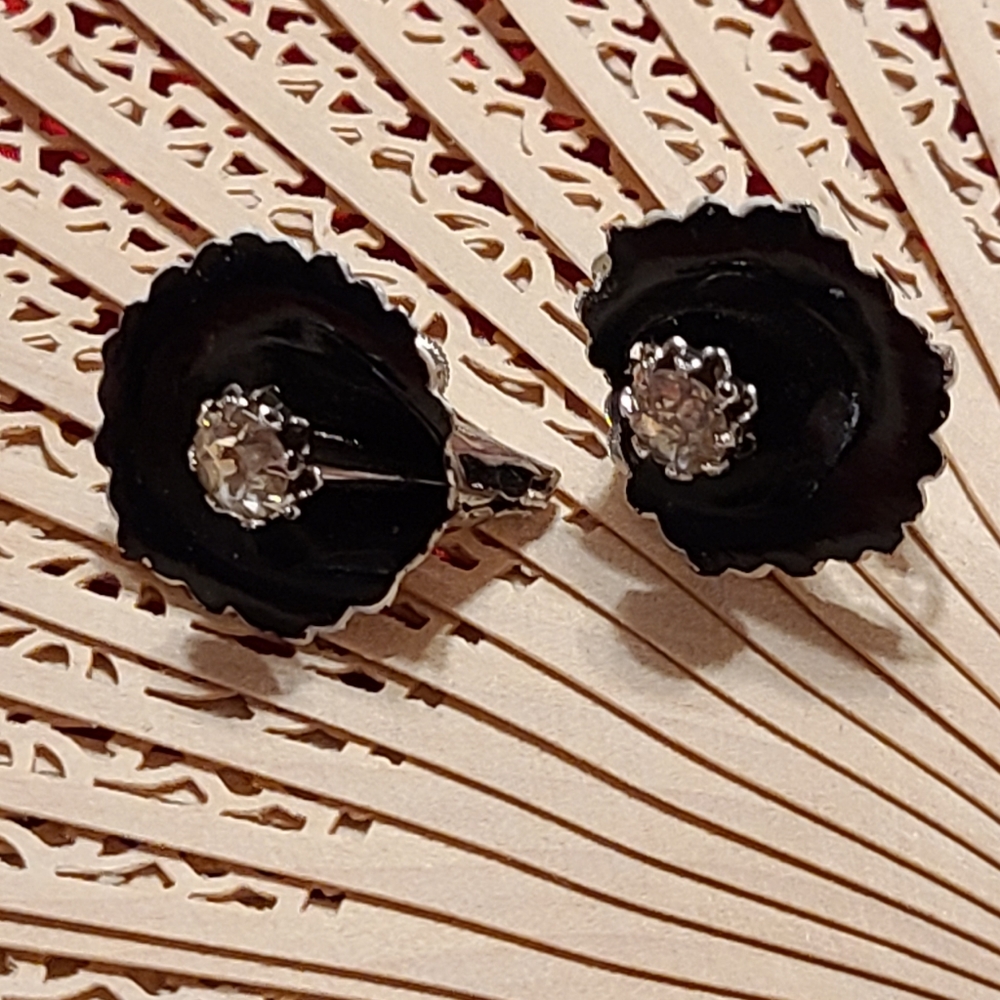 Clip On Earrings for Sale Vintage